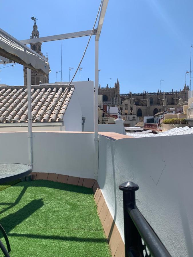 شقة Stunning Attic With Private Terrace And Parking Optional إشبيلية المظهر الخارجي الصورة